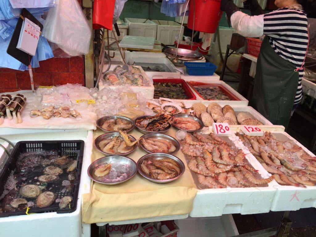 Mercados de rua em Hong Kong, Agarre o Mundo
