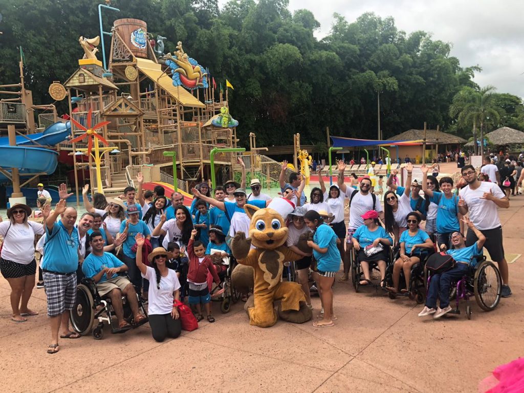 Ação Comunitária no Rio Quente Resorts, Agarre o Mundo