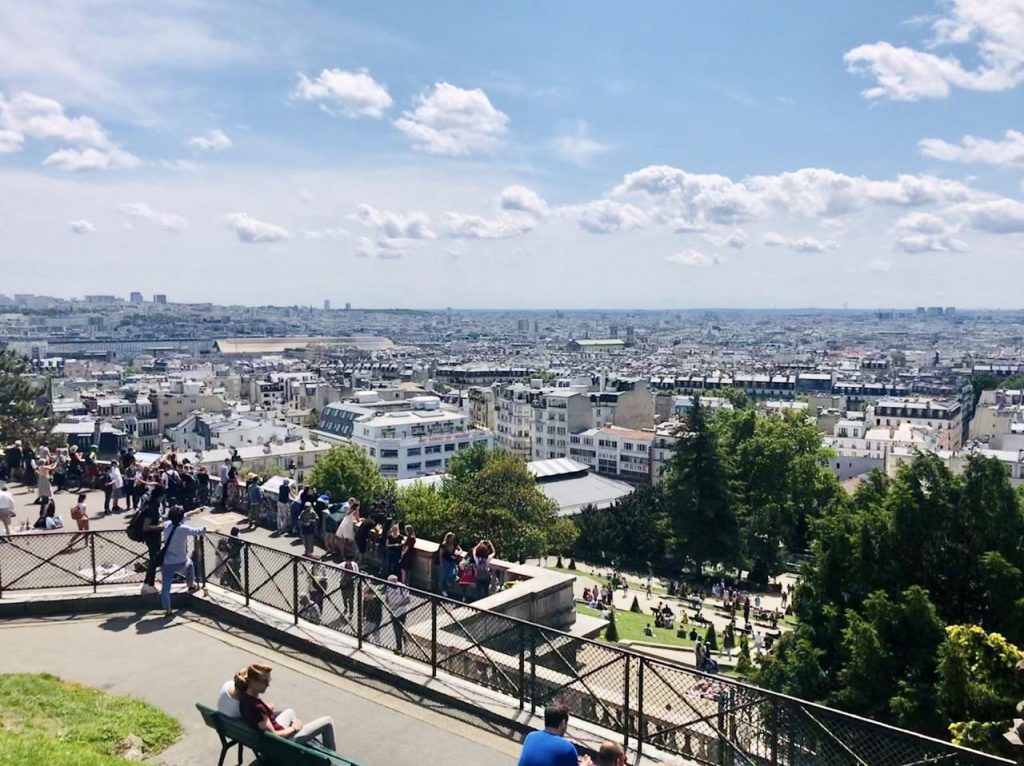 Mirante em frente a Basílica Sacre Couer, Placa com a escrita "eu te Amo" em todas as línguas, Paris, Agarre o Mundo