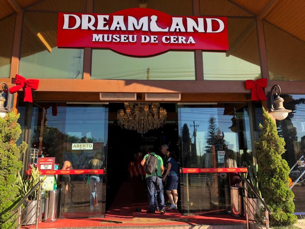 Museu de Cera, Gramado, Agarre o Mundo