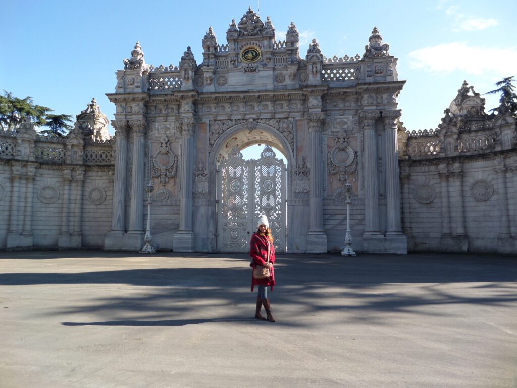 Dolmabahçe Palace, Turquia, parte externa, Agarre o Mundo