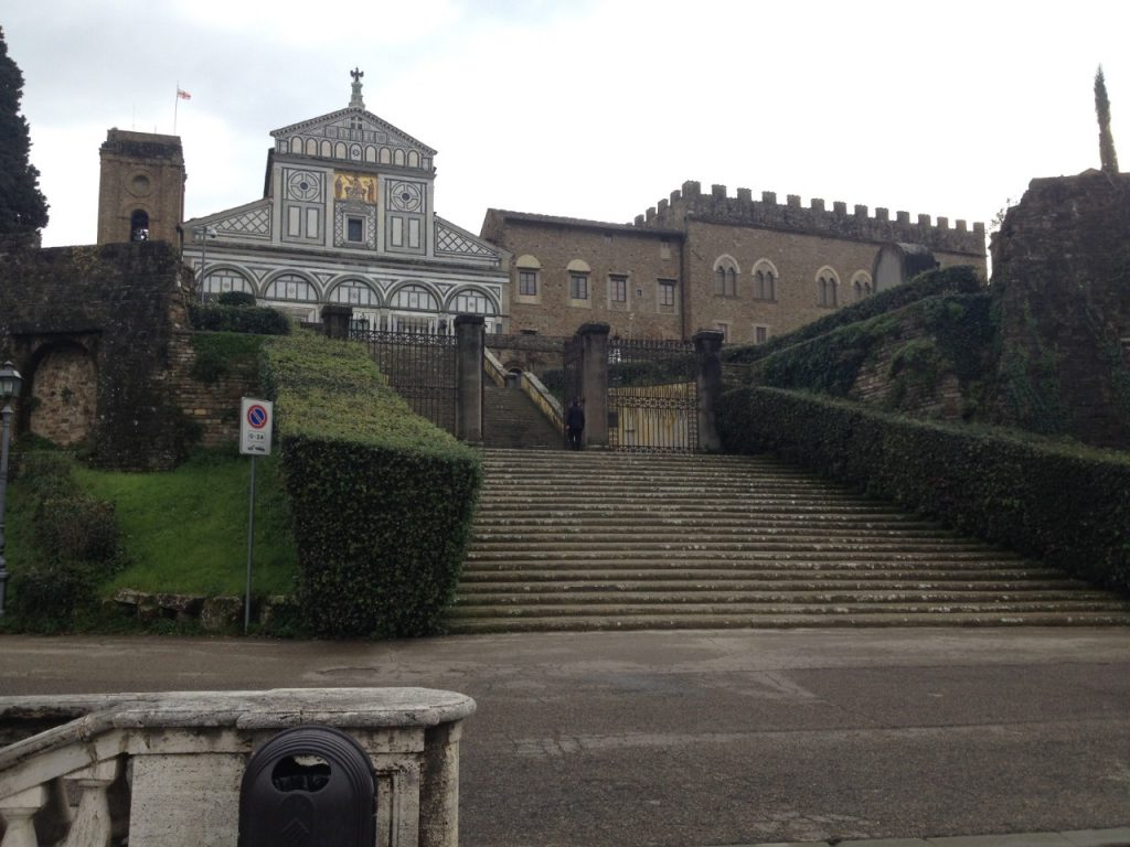 San Miniaro al Monte, Florença, Agarre o Mundo