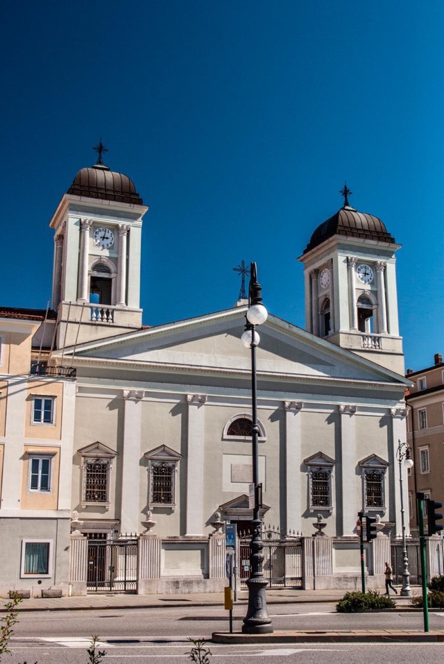 Igreja de San Nicolò dei Greci, Agarre o Mundo