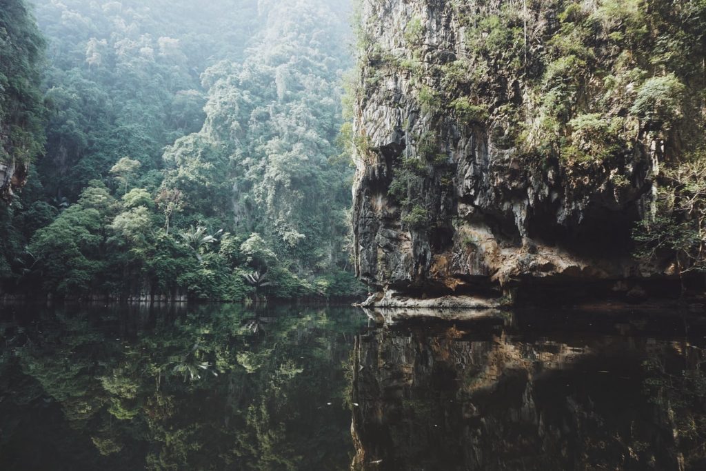 Ipoh, Malásia, Agarre o Mundo