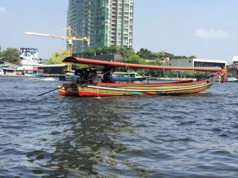 Barco em Bangkok, Agarre o Mundo