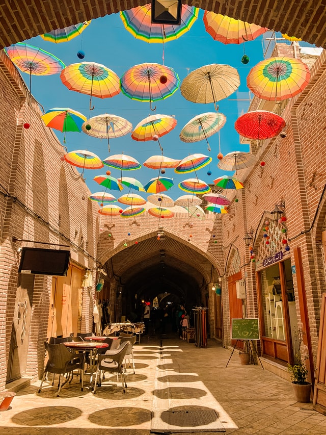 Grand Bazaar na Rota da Seda - Irã, Agarre o Mundo