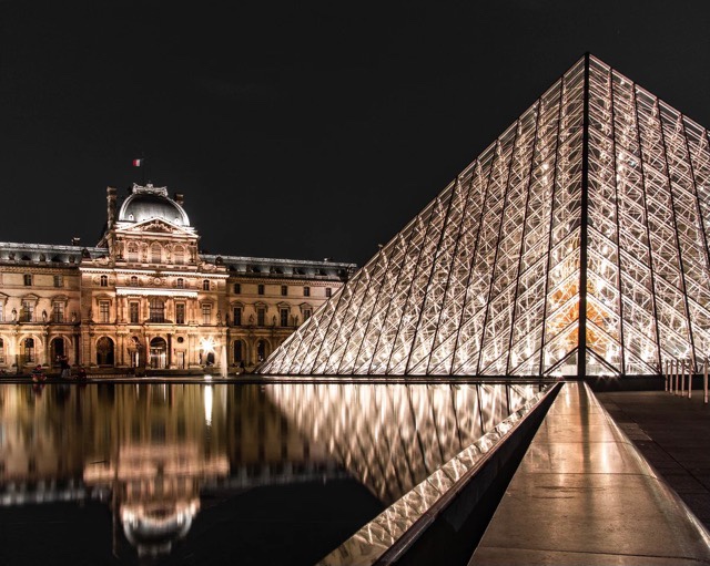 Paris- França, Agarre o Mundo