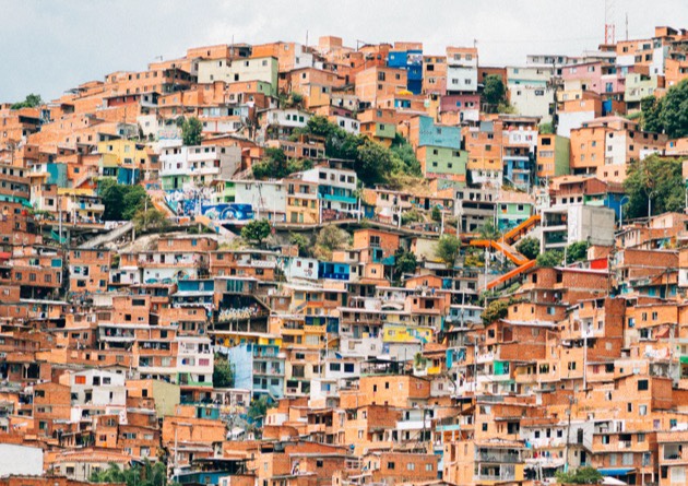 Comuna 13, Medellín, Agarre o Mundo