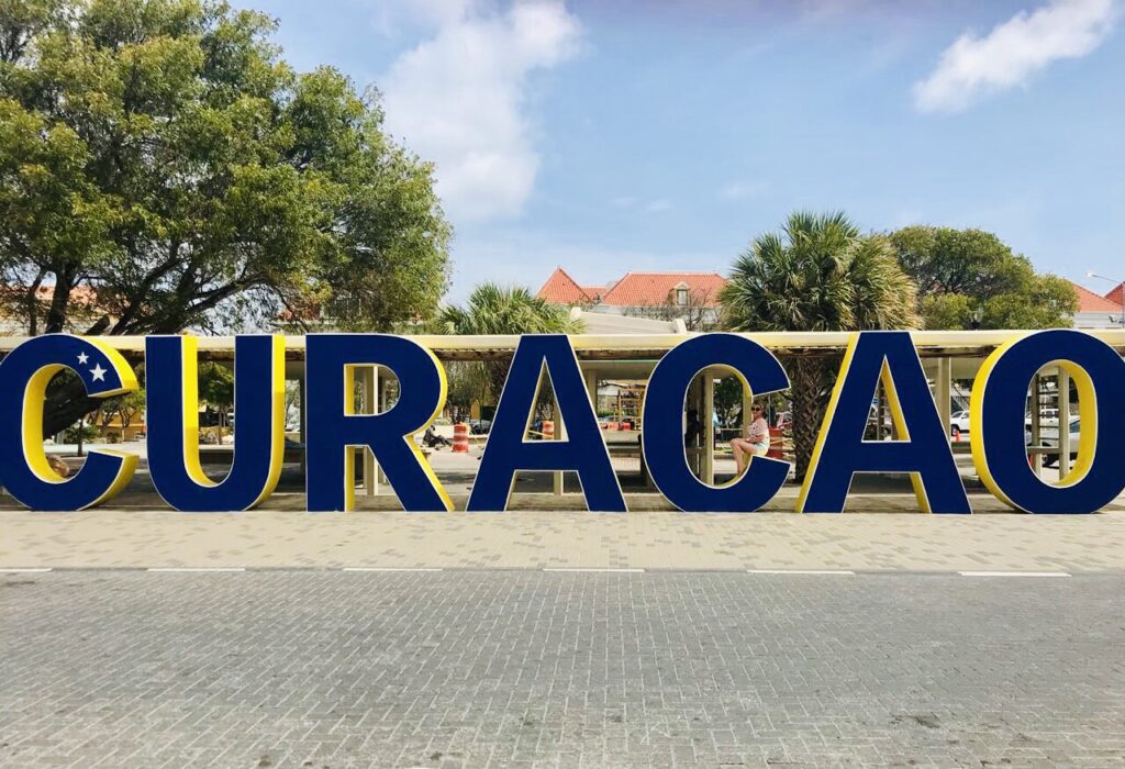 Curaçao, Agarre o Mundo