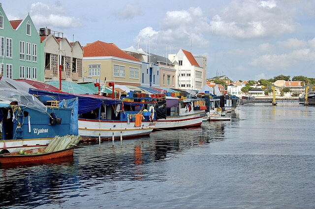 Curaçao, Agarre o Mundo