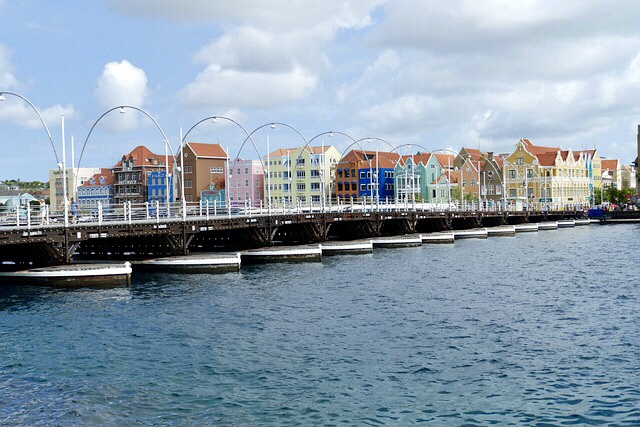 Curaçao, Agarre o Mundo