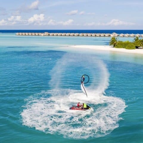 Esportes Aquáticos nas Maldivas, Agarre o Mundo