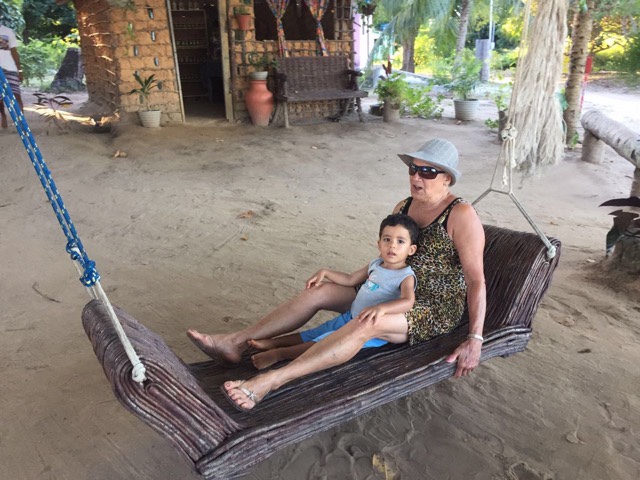 Comunidade próxima a praia de coqueirinho, Paraíba, Agarre o Mundo