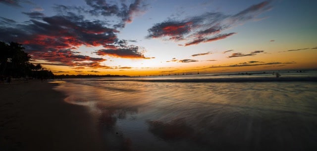 Tamarindo, Costa Rica, Agarre o Mundo