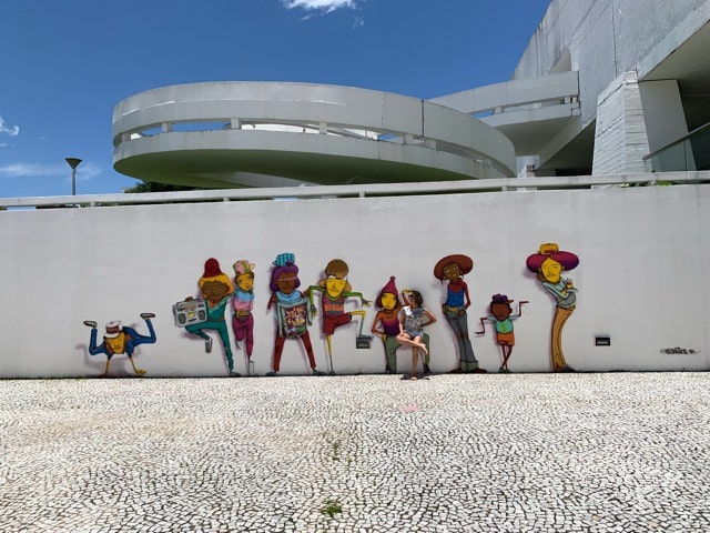 Exosiçao dos Gemeos Museu Oscar Niemayer - Curirtiba