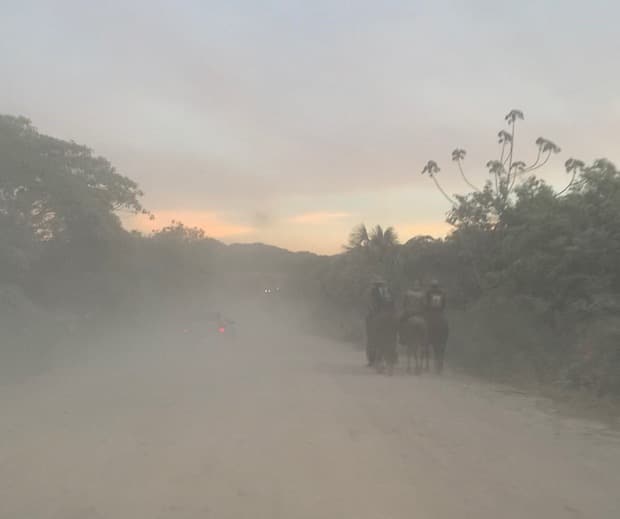 Estrada de terra para chegar ao Complexo do Prata